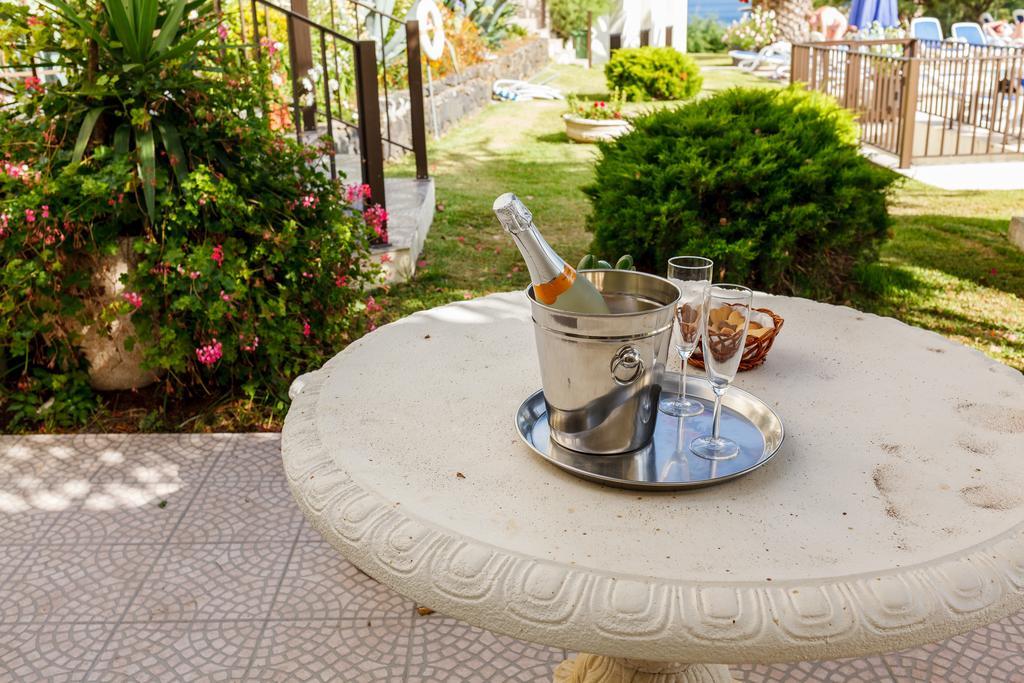 Hotel Sao Jorge Garden Velas Eksteriør billede